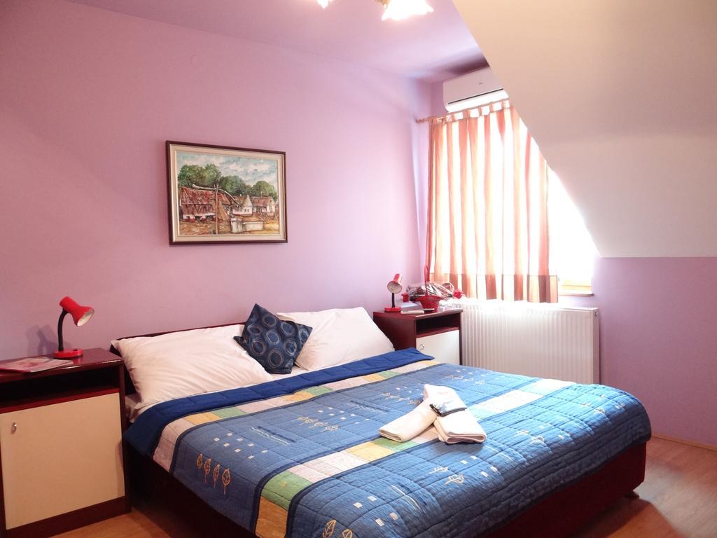 Nasa Tvrdava Guest Accommodation Novi Sad Exterior foto